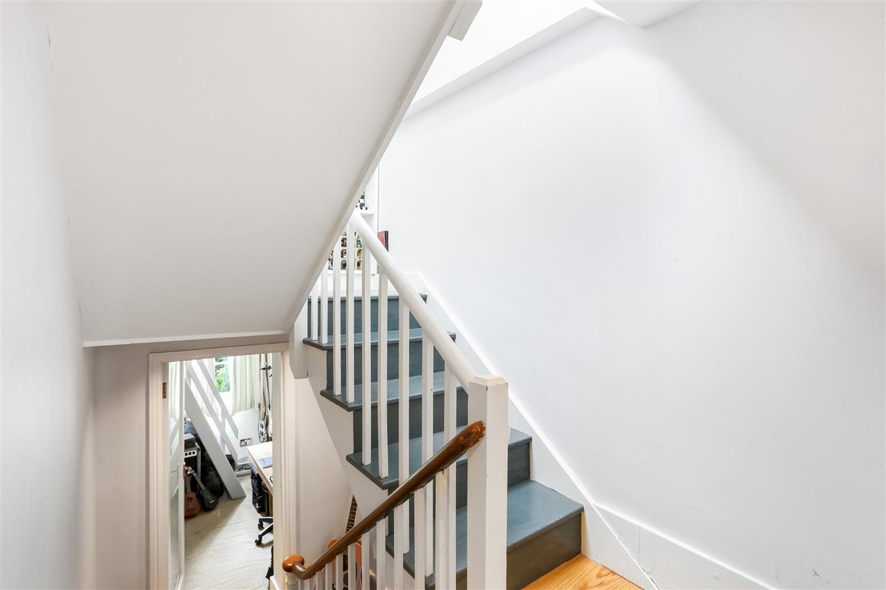 5 bed terraced house for sale  - Property Image 15