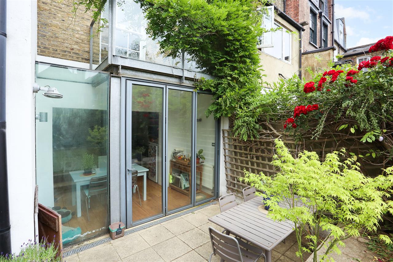 5 bed terraced house for sale  - Property Image 24
