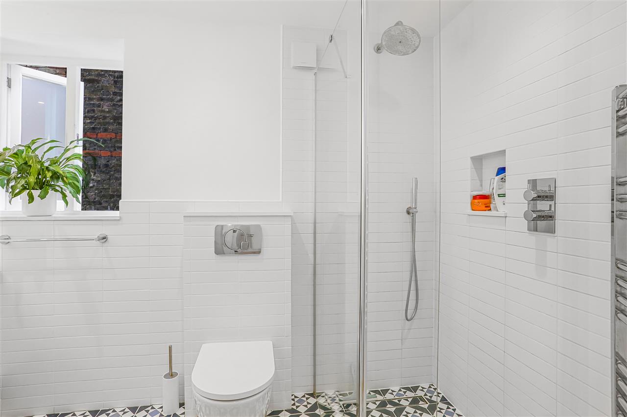 1 bed flat for sale in Middleton Grove  - Property Image 17