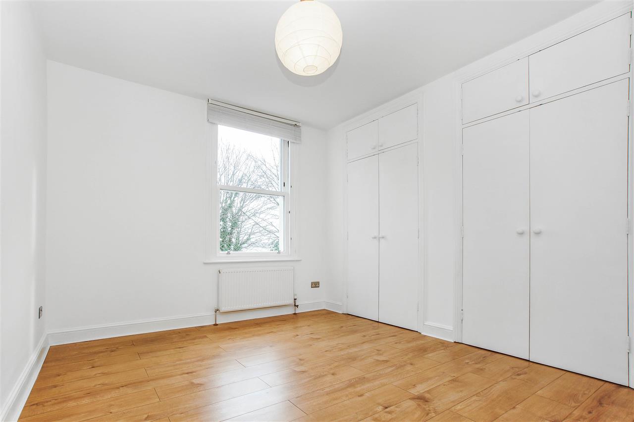 1 bed flat for sale  - Property Image 7
