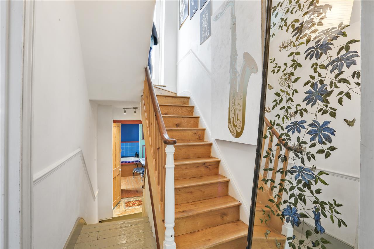 3 bed terraced house for sale in Davenant Road 11