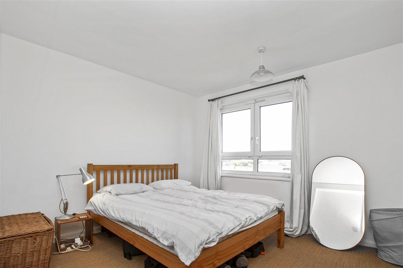 2 bed flat for sale 8