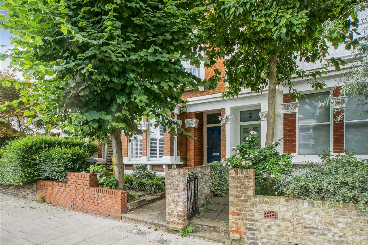 2 bed flat for sale in Raveley Street  - Property Image 17