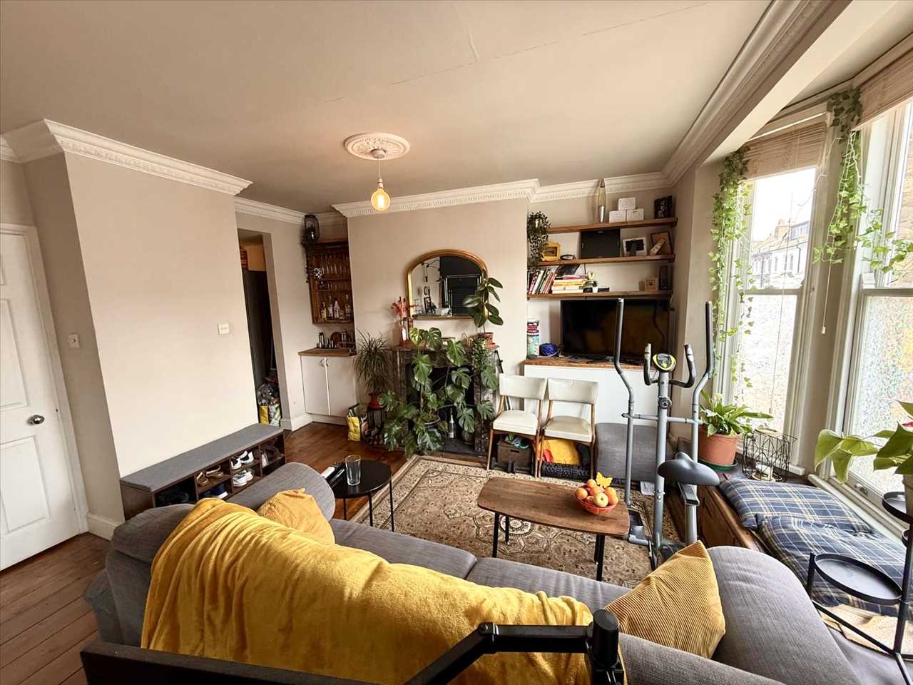 1 bed flat for sale in Chetwynd Road 4