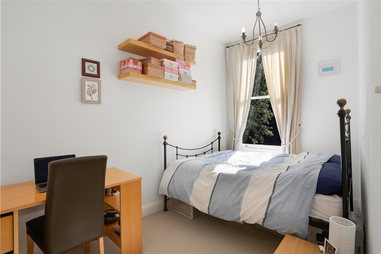 2 bed flat for sale in Mercers Road  - Property Image 7