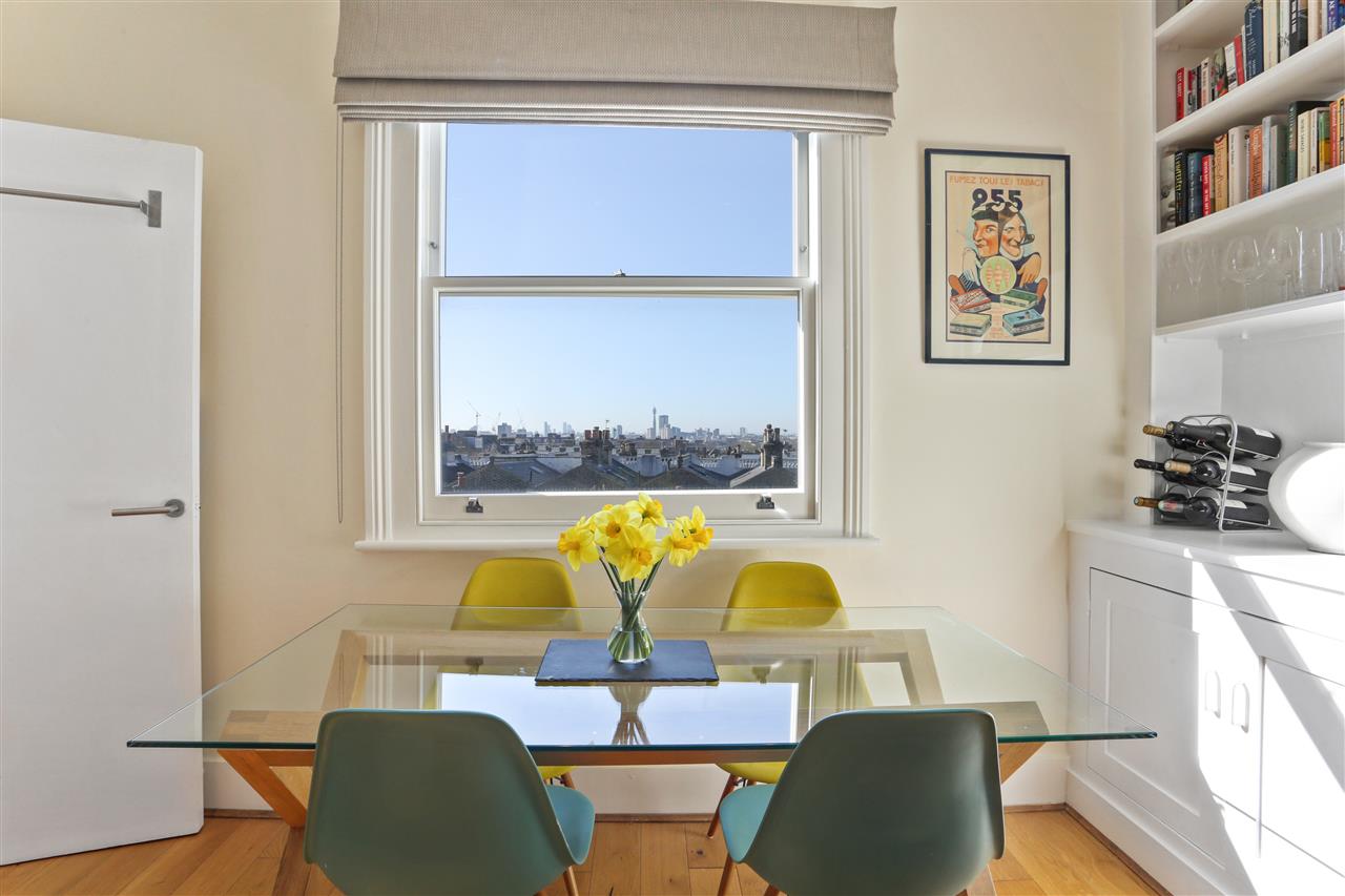 2 bed flat for sale in Ospringe Road  - Property Image 5