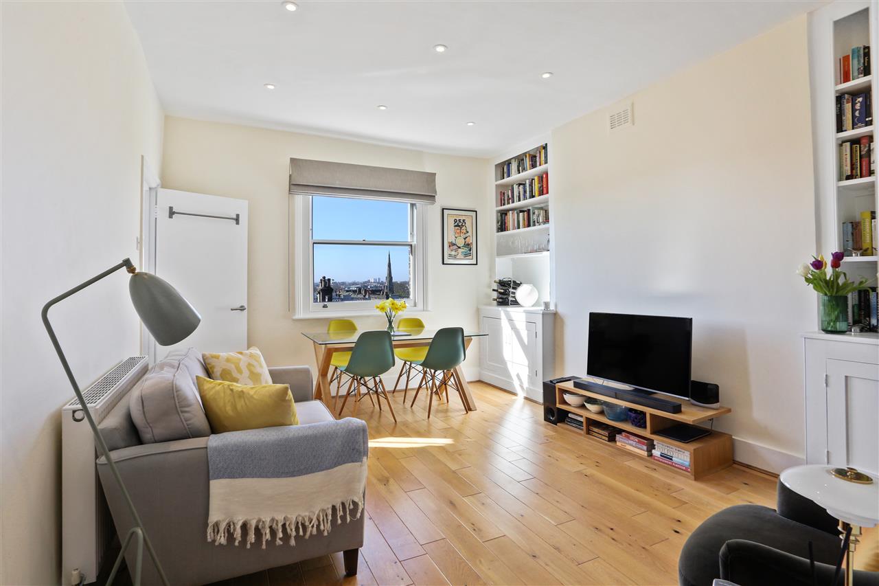 2 bed flat for sale in Ospringe Road  - Property Image 9