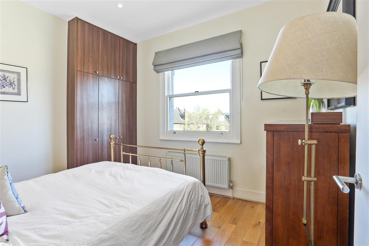 2 bed flat for sale in Ospringe Road  - Property Image 12