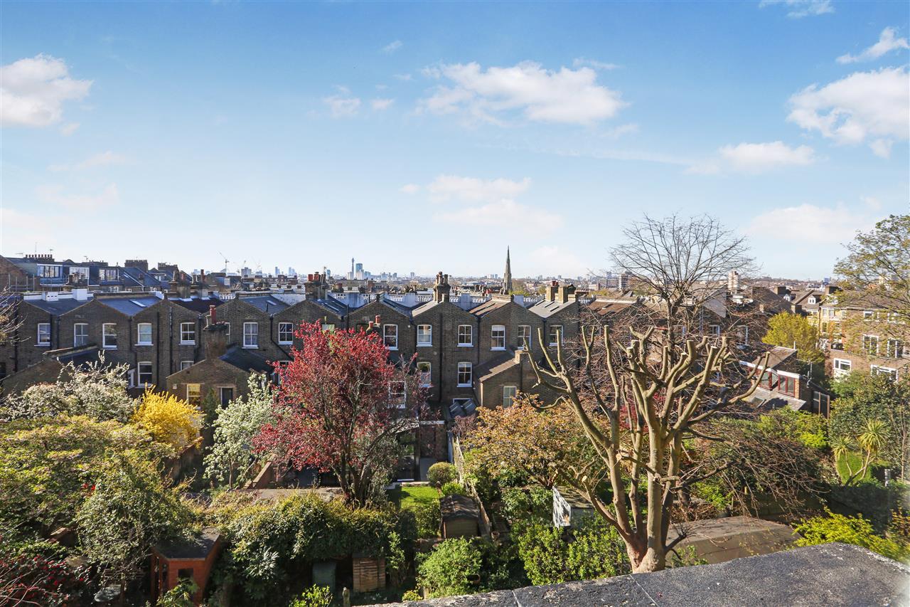 2 bed flat for sale in Ospringe Road  - Property Image 14