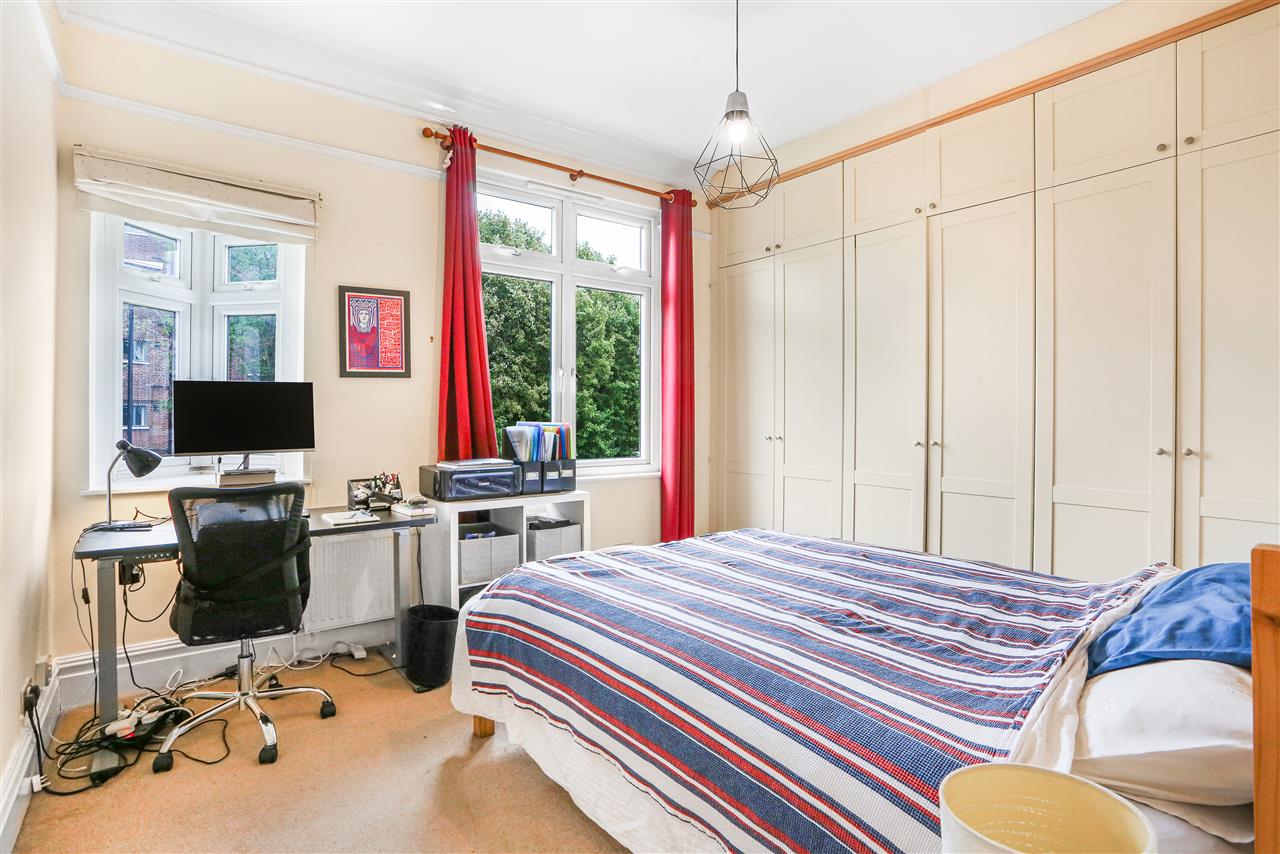 2 bed flat for sale in Carleton Gardens  - Property Image 7
