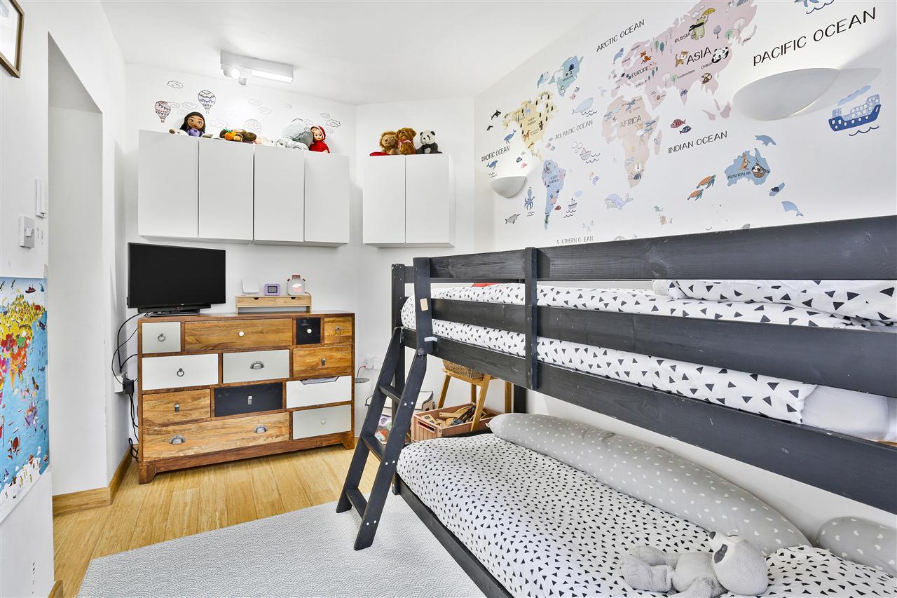 2 bed flat for sale in Carleton Road  - Property Image 11