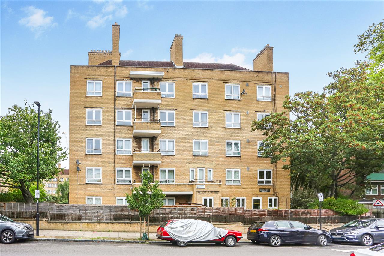 2 bed flat for sale in Dalmeny Avenue  - Property Image 2