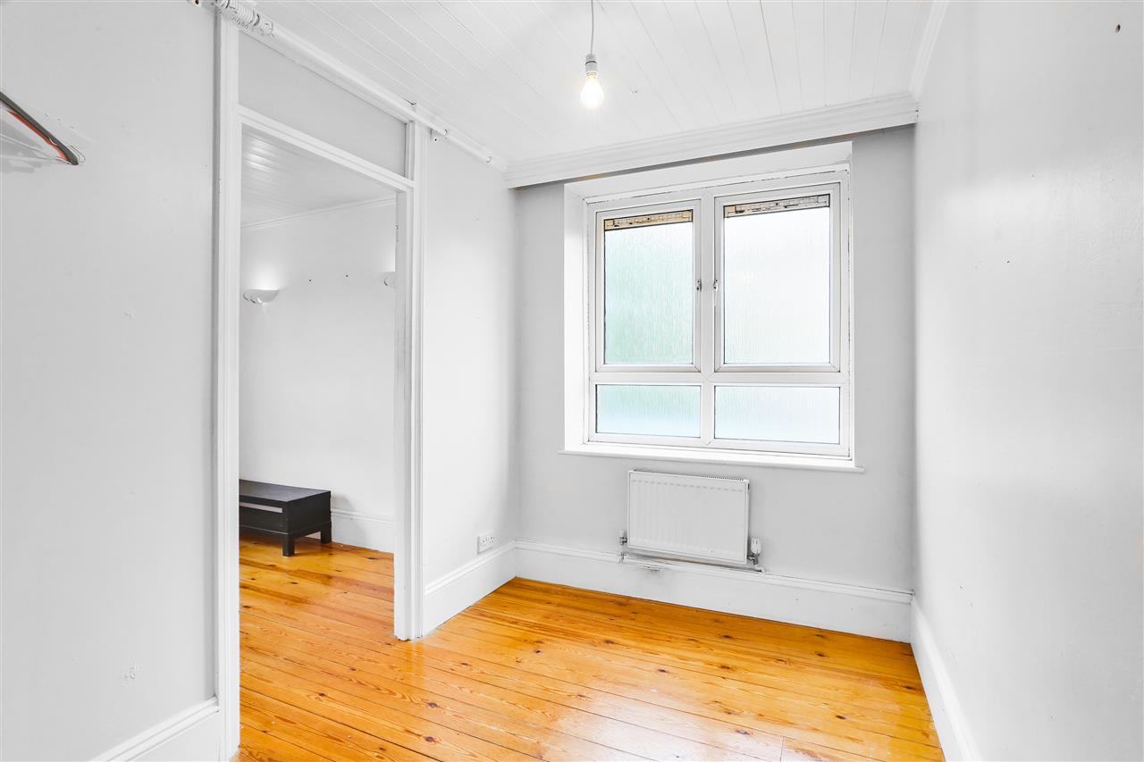 2 bed flat for sale in Dalmeny Avenue  - Property Image 8