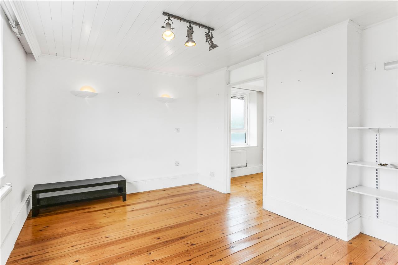 2 bed flat for sale in Dalmeny Avenue  - Property Image 9