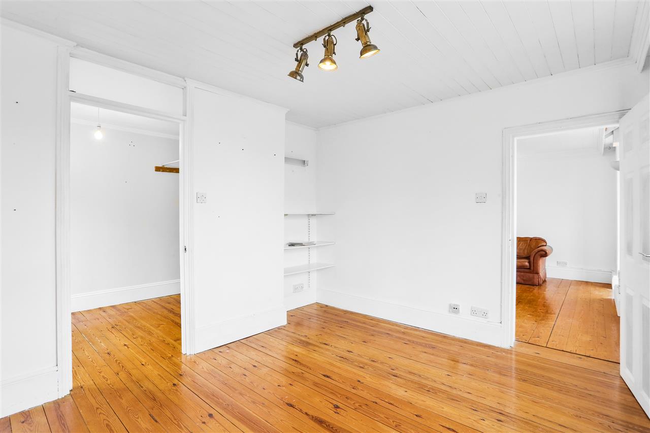 2 bed flat for sale in Dalmeny Avenue  - Property Image 10