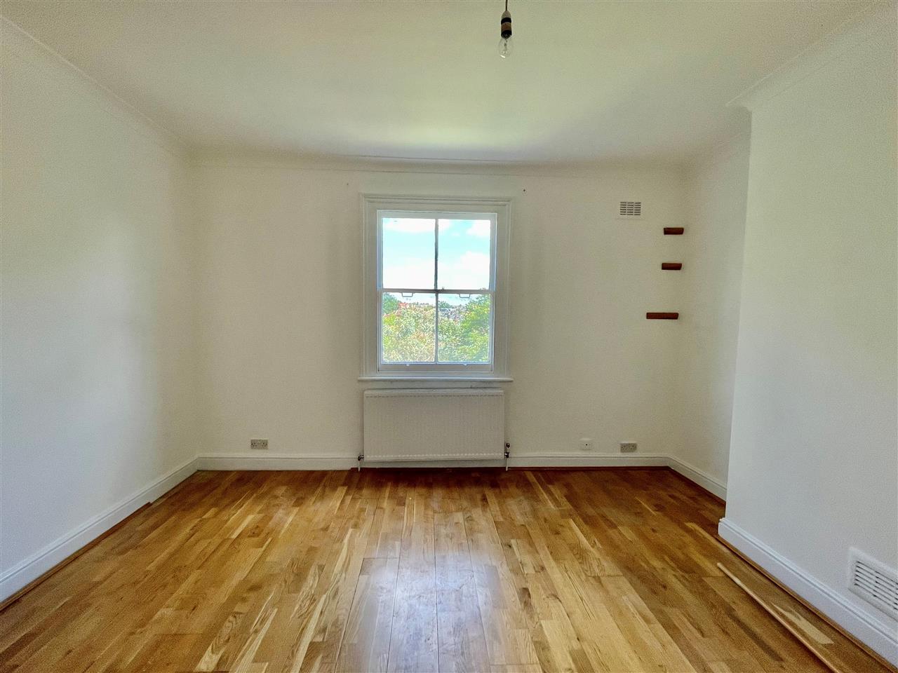 2 bed flat for sale in Tufnell Park Road  - Property Image 14