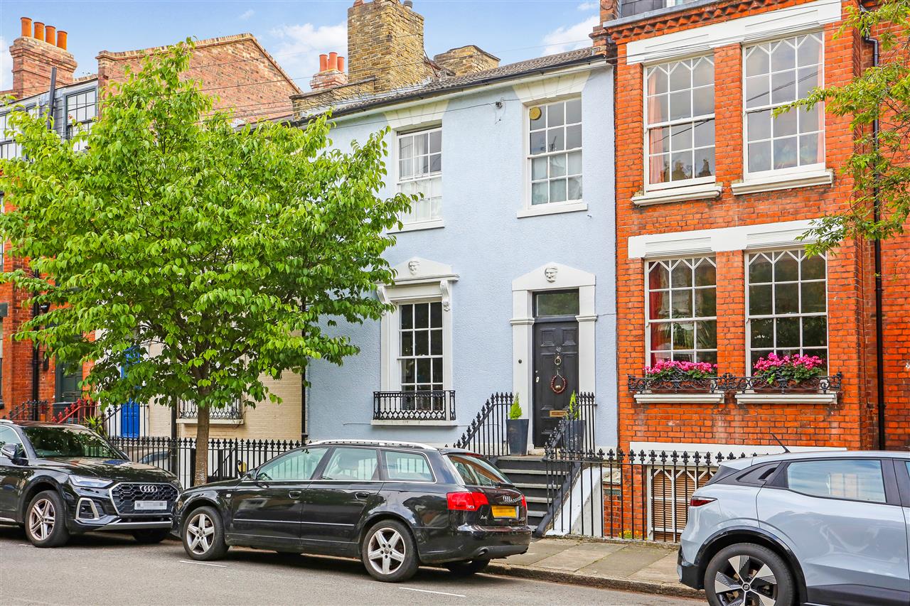 5 bed terraced house to rent - Property Image 1