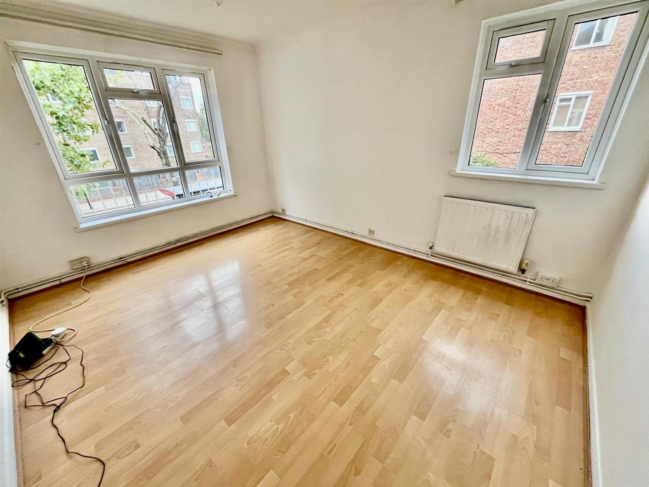 2 bed flat to rent in Junction Road  - Property Image 3