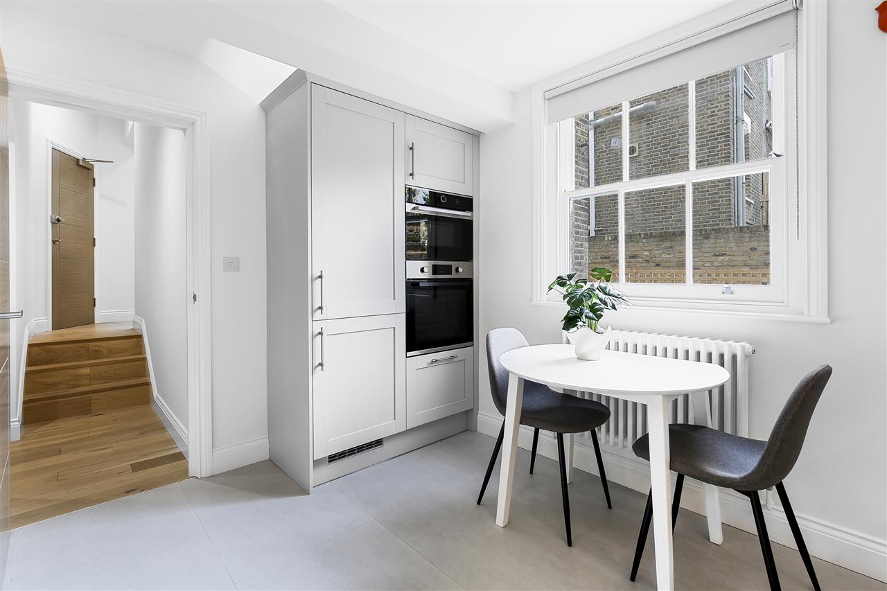 1 bed flat for sale in Mercers Road 6