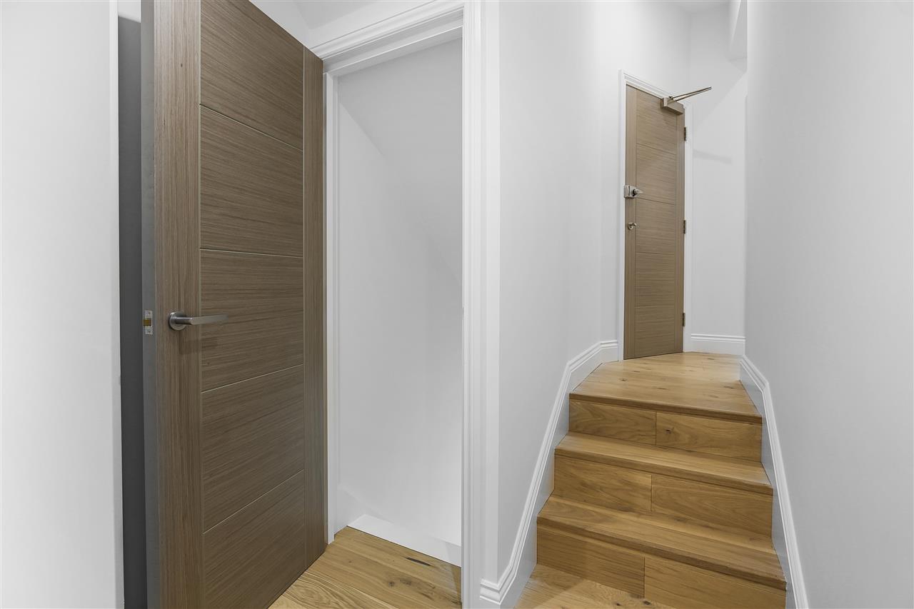 1 bed flat for sale in Mercers Road 15