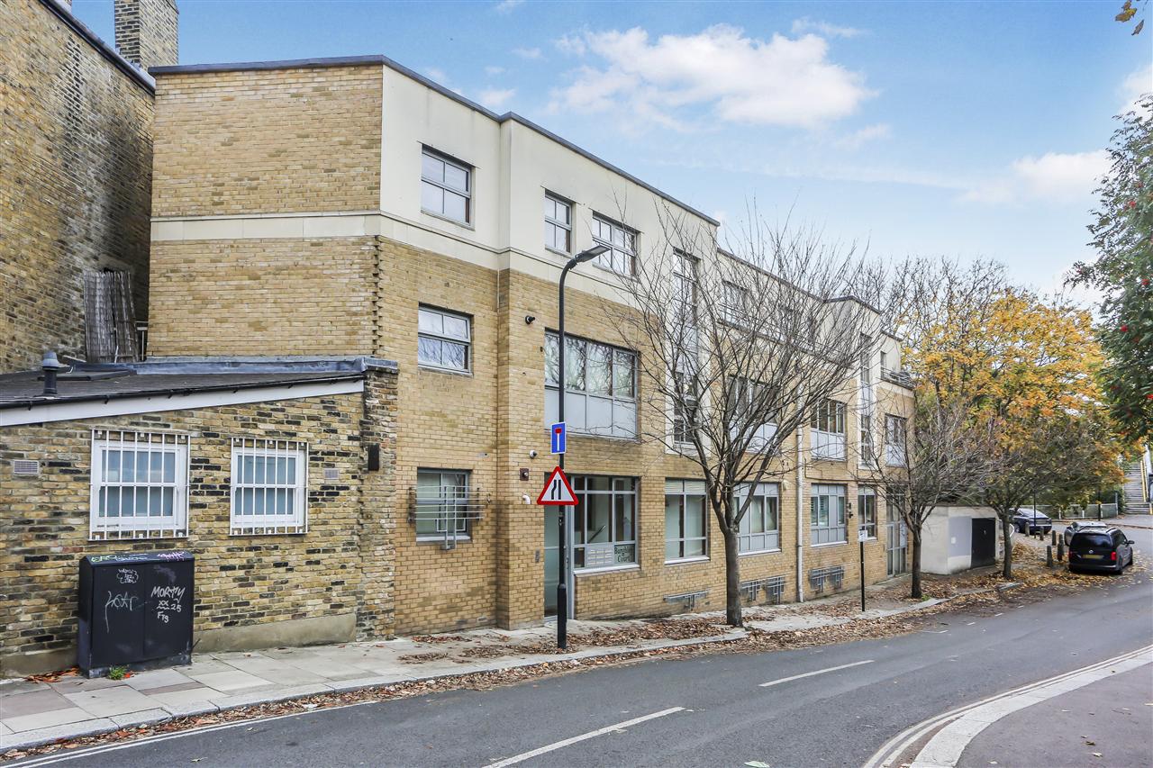 2 bed flat for sale in Ingestre Road - Property Image 1