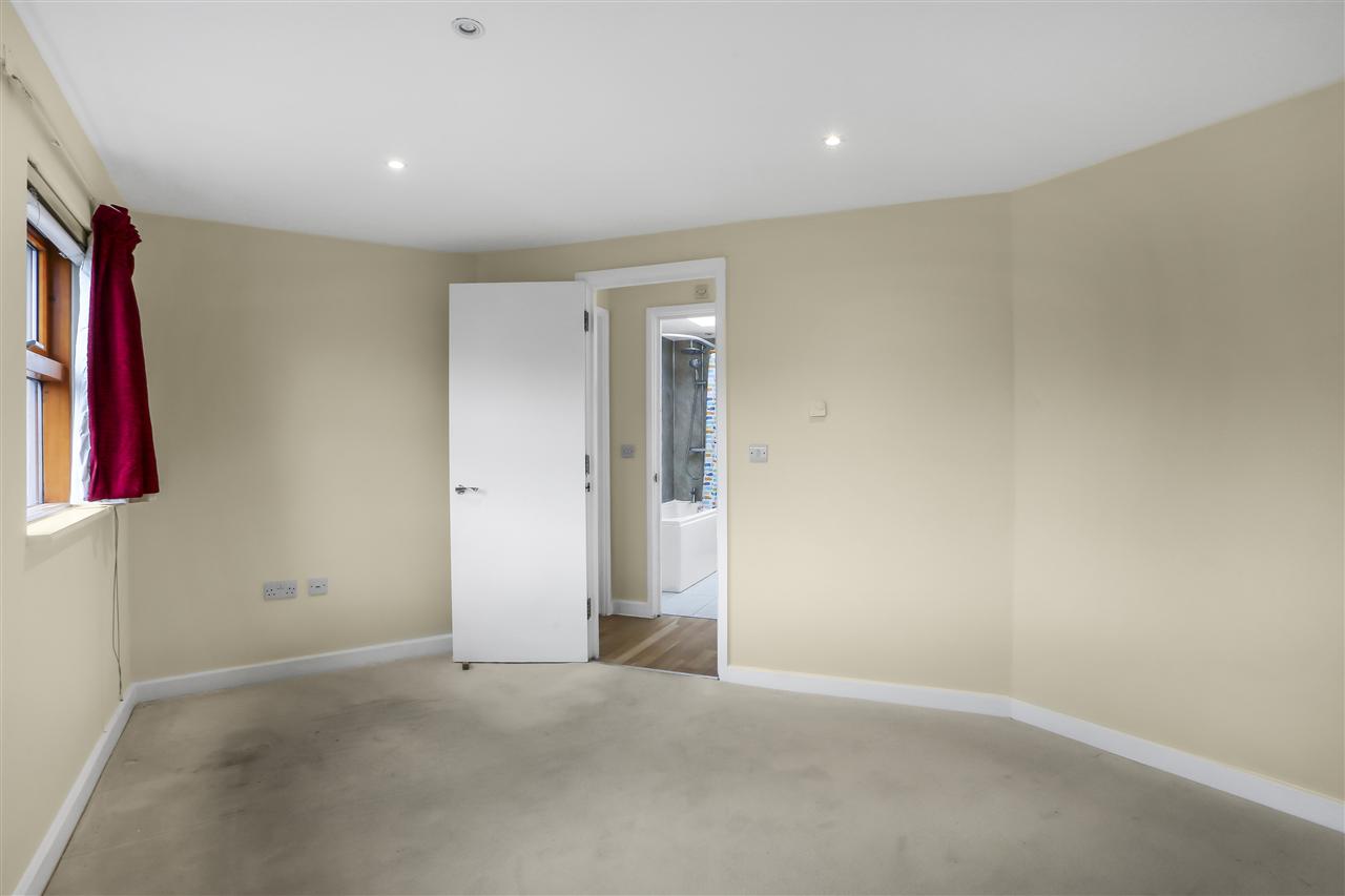 2 bed flat for sale in Ingestre Road  - Property Image 9