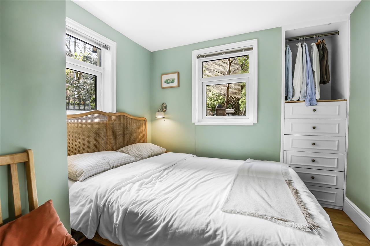 1 bed flat for sale in Montpelier Grove 12