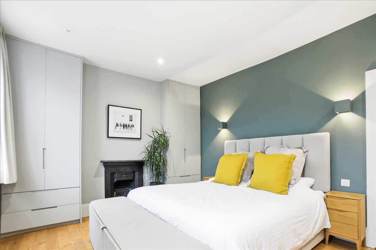 5 bed for sale in Kiver Road 5