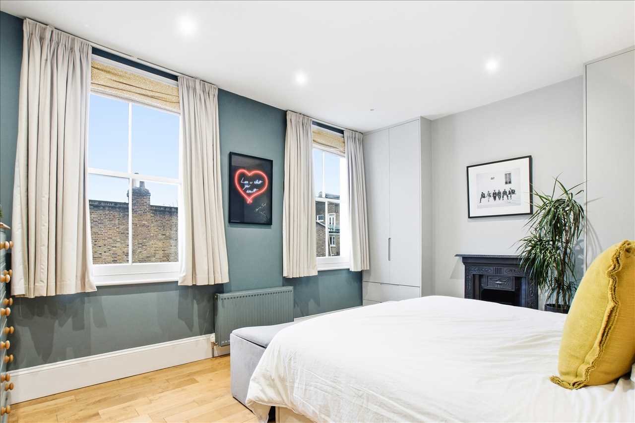 5 bed for sale in Kiver Road 6