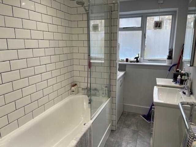 1 bed flat to rent in Tufnell Park Road 8