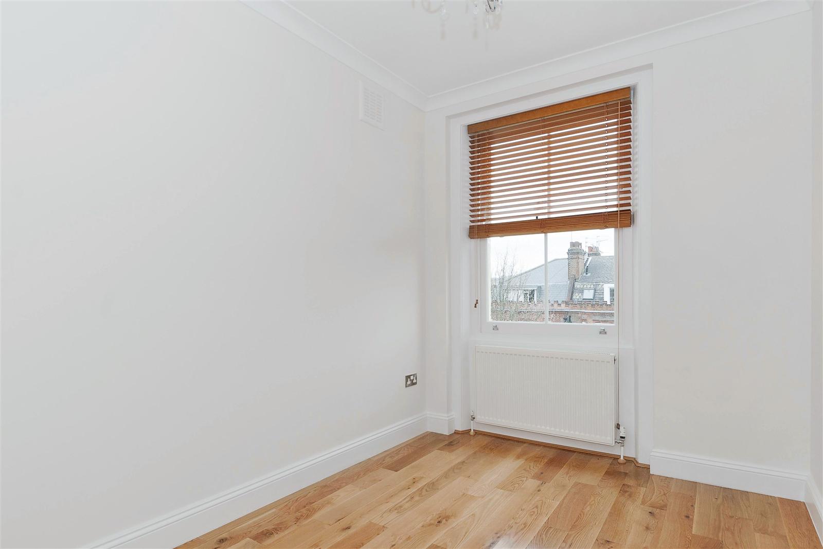 3 bed flat to rent in Anson Road  - Property Image 4