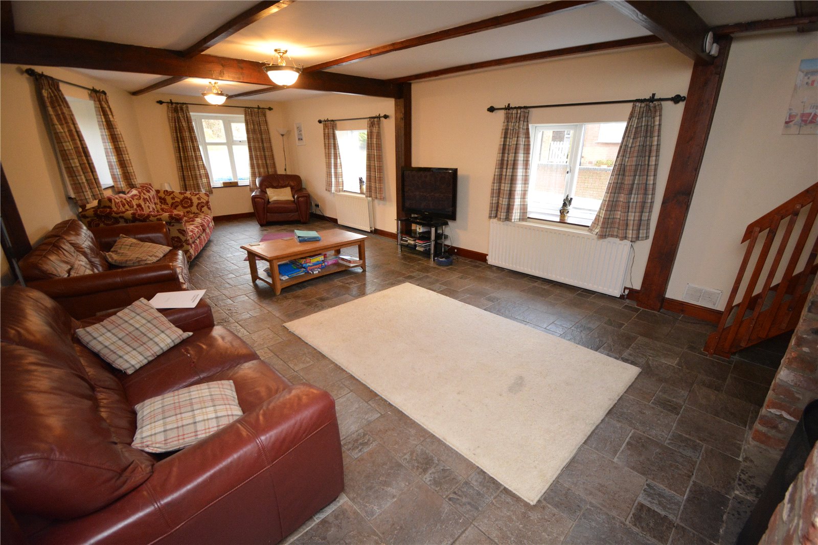 4 bed house for sale in Cliff Lane, Bempton  - Property Image 2