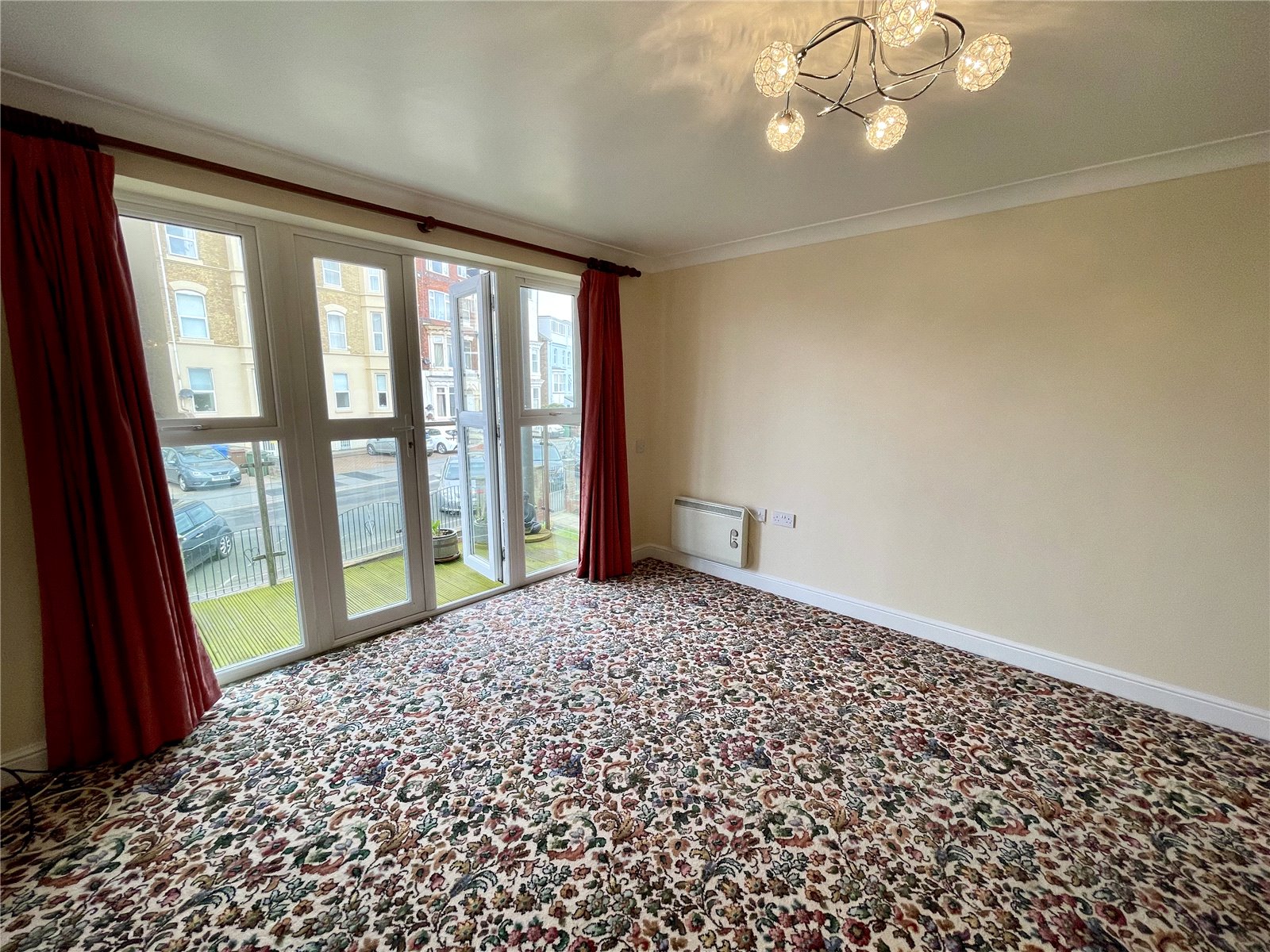 2 bed apartment for sale in St. Annes Road, Bridlington  - Property Image 3