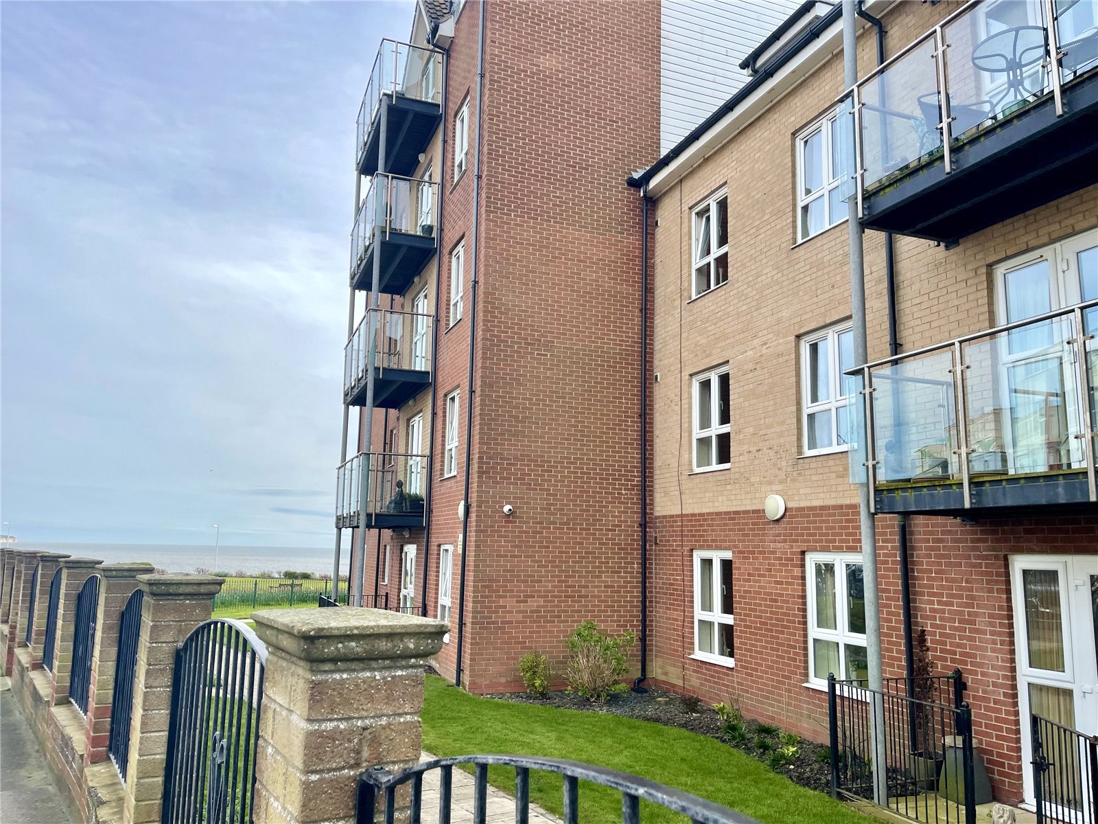 2 bed apartment for sale in St. Annes Road, Bridlington  - Property Image 12