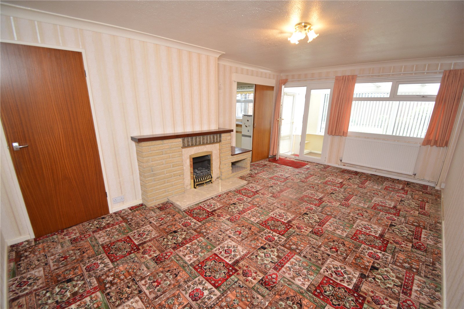 2 bed bungalow for sale in Thoresby Avenue, Bridlington  - Property Image 2