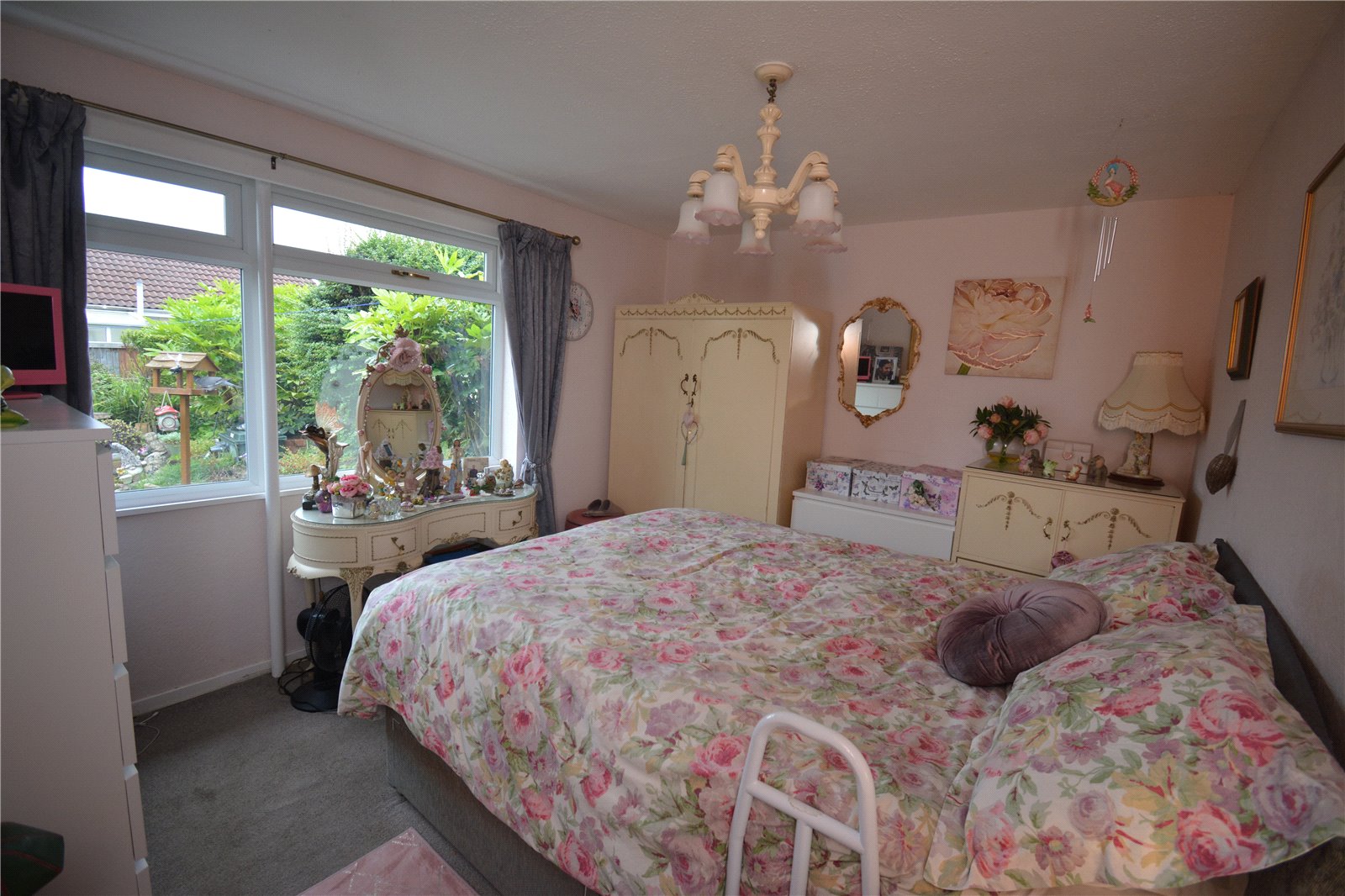 2 bed bungalow for sale in Thoresby Close, Bridlington  - Property Image 4