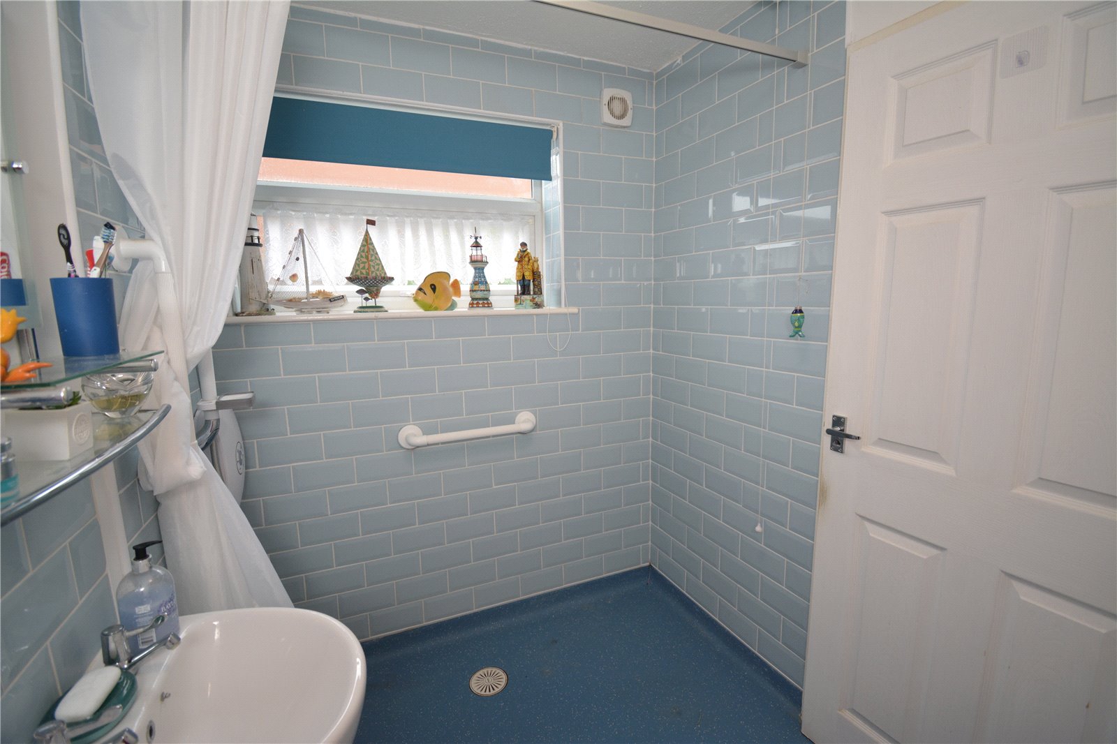 2 bed bungalow for sale in Thoresby Close, Bridlington  - Property Image 11