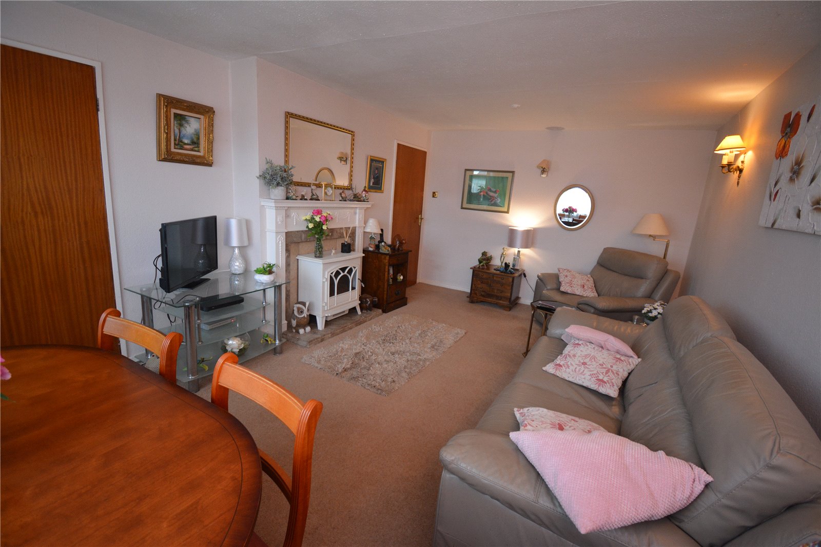 2 bed bungalow for sale in Thoresby Close, Bridlington  - Property Image 16