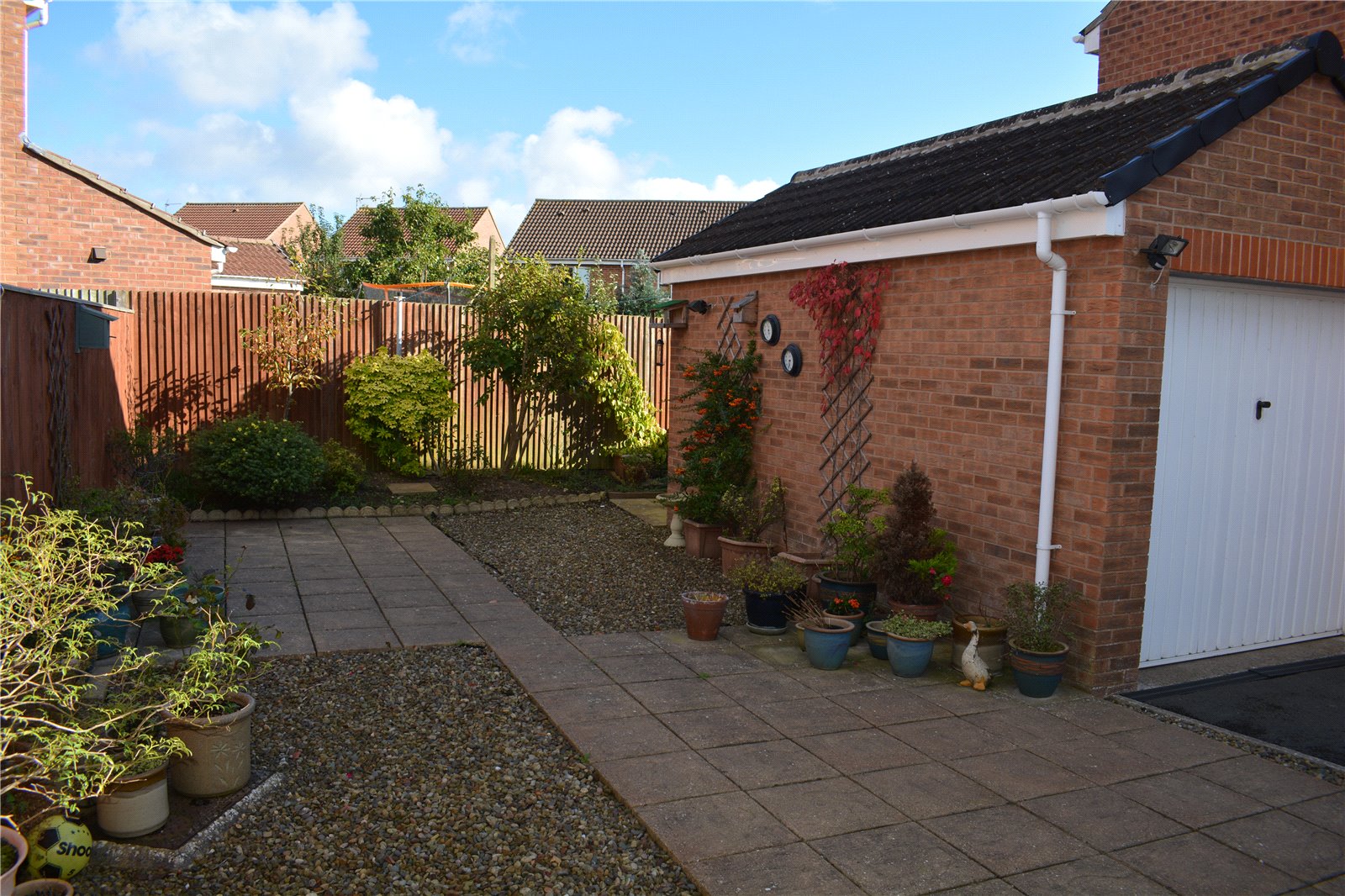 3 bed house for sale in Givendale Close, Bridlington  - Property Image 3
