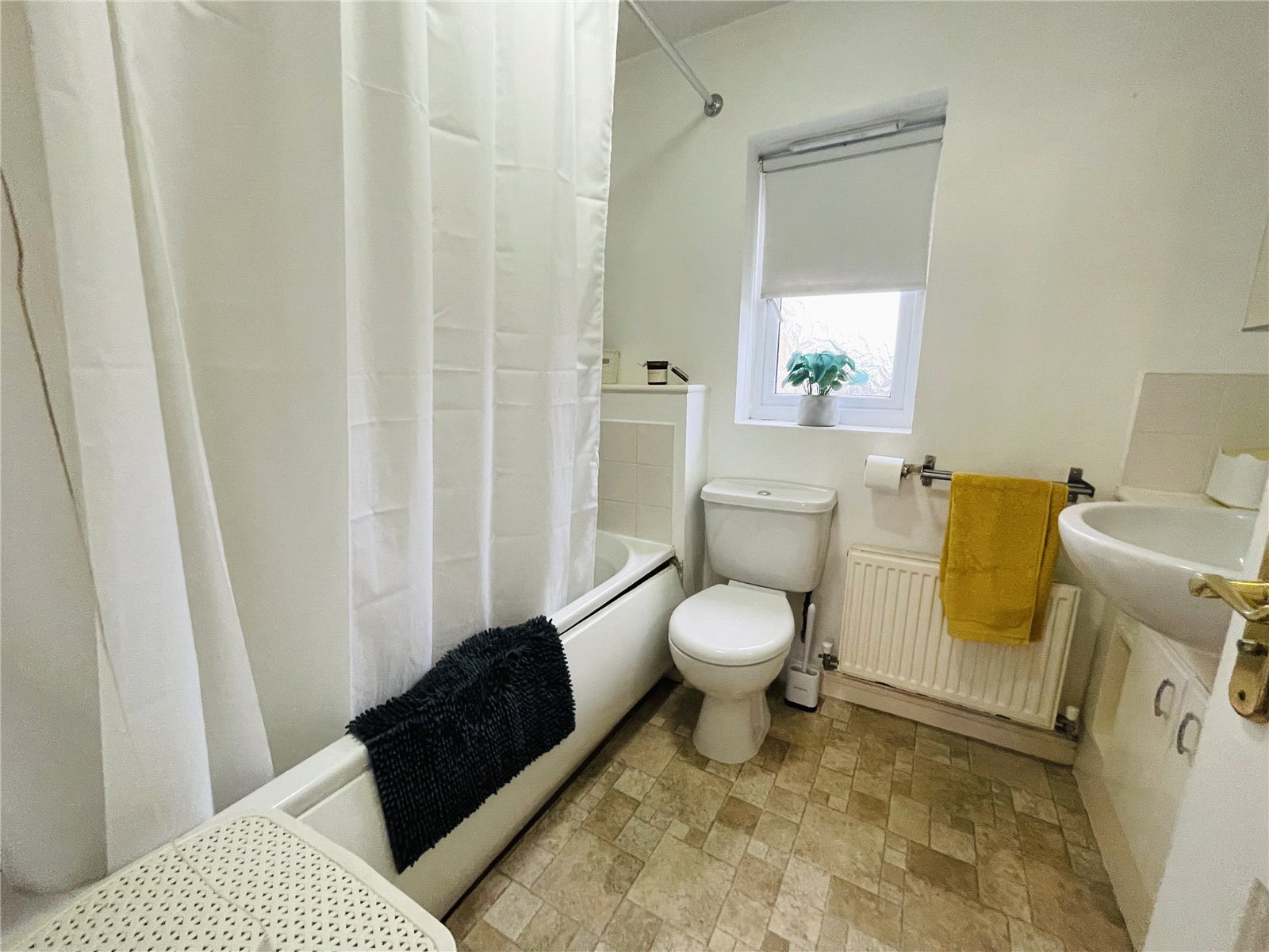 3 bed house for sale in Wheeldale Court, Bridlington  - Property Image 12