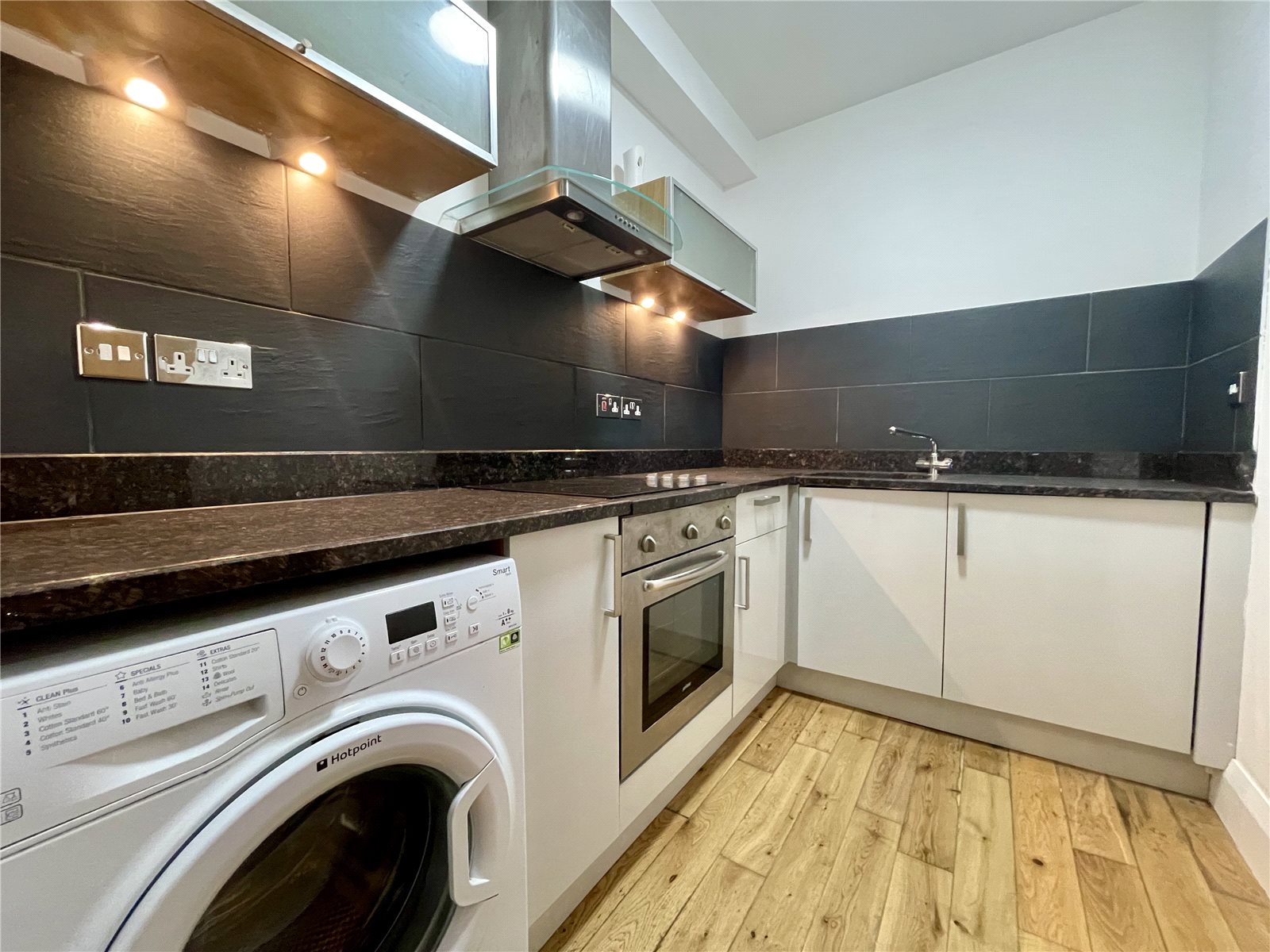 1 bed apartment for sale in Flamborough Road, Bridlington  - Property Image 2