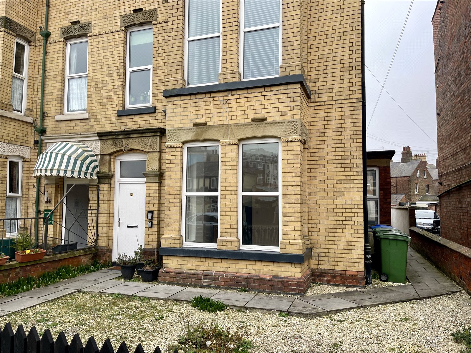 1 bed apartment for sale in Flamborough Road, Bridlington  - Property Image 7