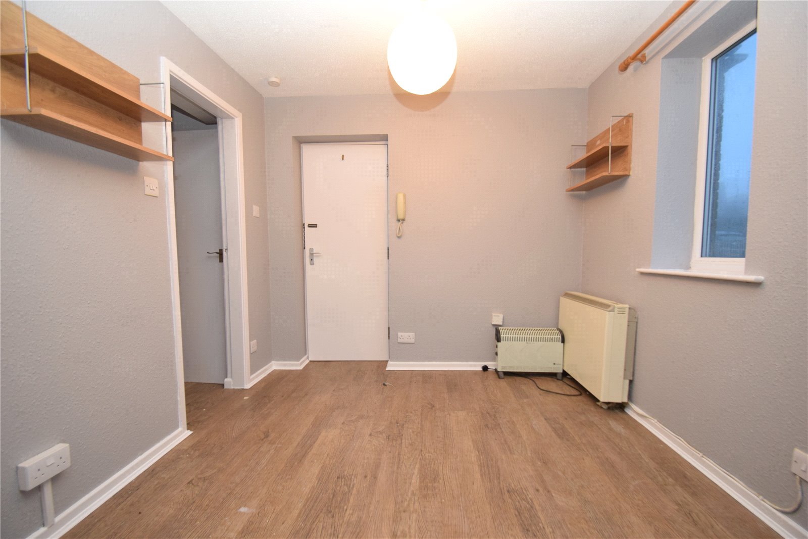Apartment to rent in Settrington Road  - Property Image 2