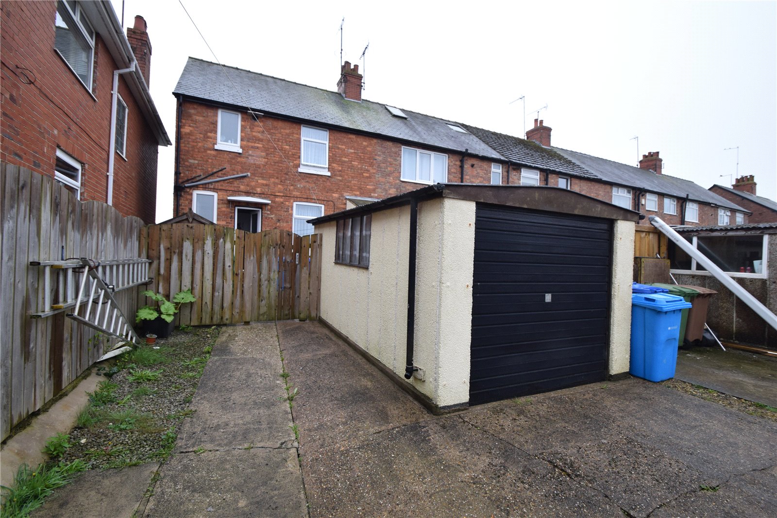  to rent in East Road, Bridlington  - Property Image 2