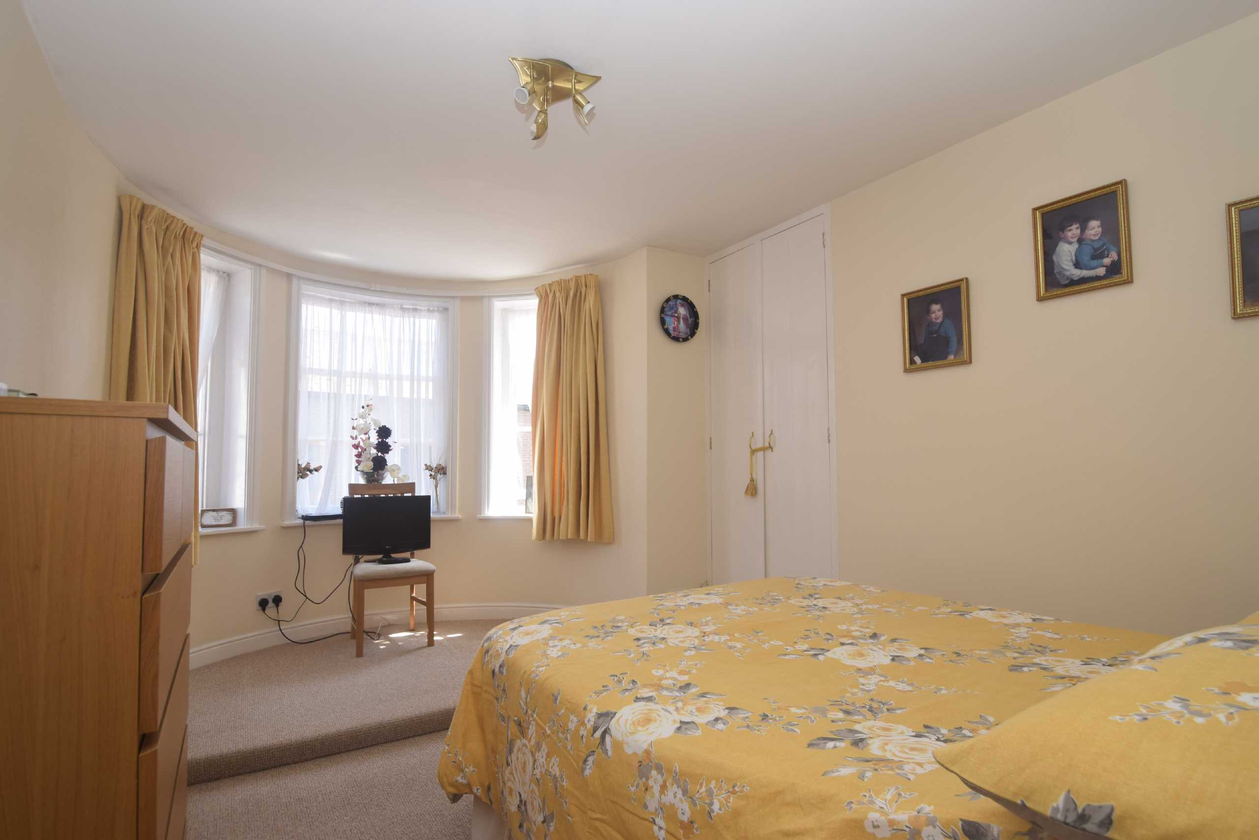  for sale in York Place, Scarborough  - Property Image 11