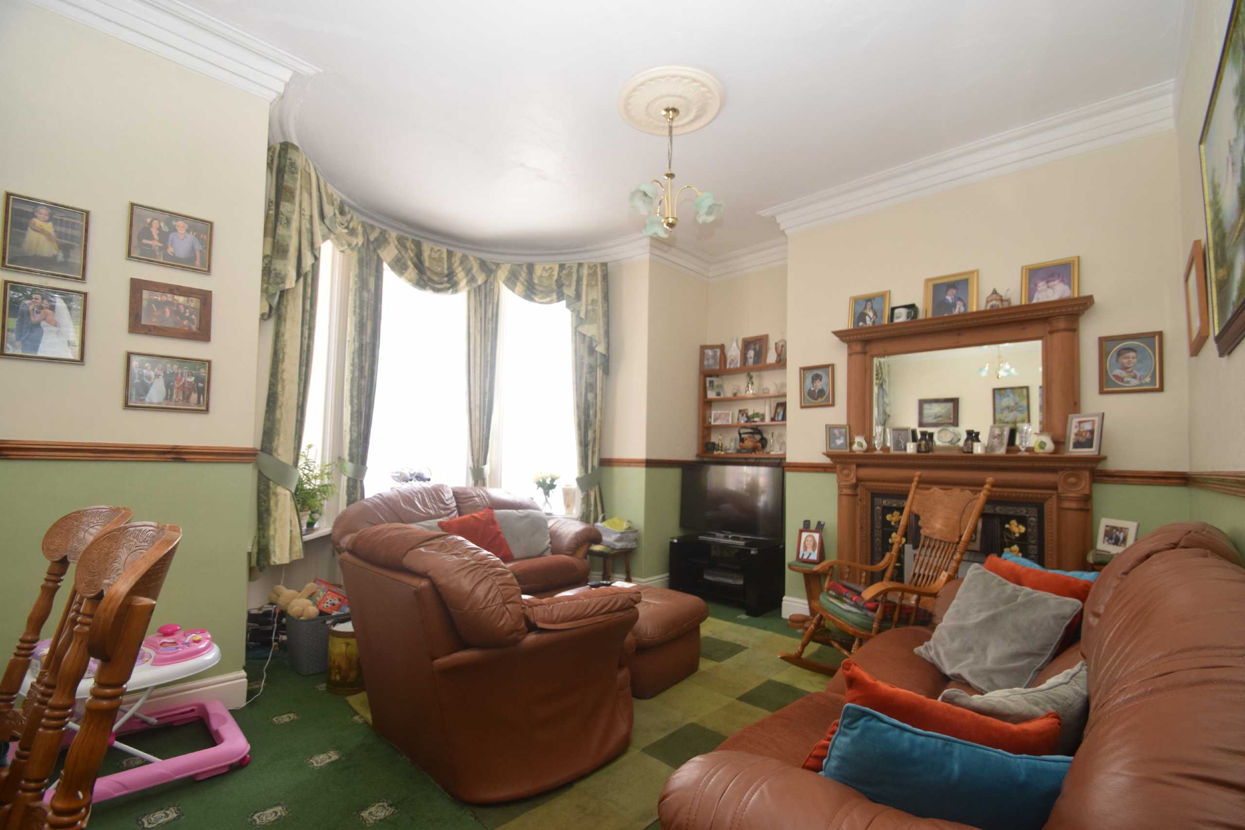  for sale in York Place, Scarborough  - Property Image 15
