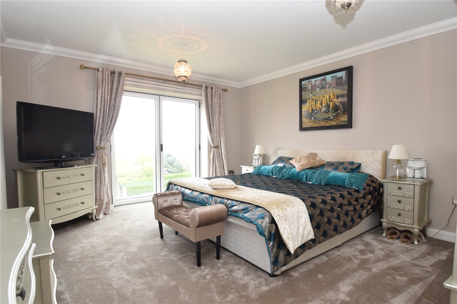 3 bed apartment for sale in Holbeck Hill, Scarborough  - Property Image 8