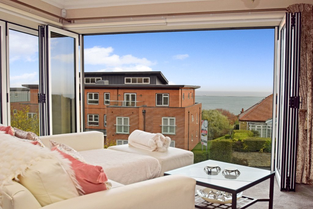 3 bed apartment for sale in Holbeck Hill, Scarborough  - Property Image 16