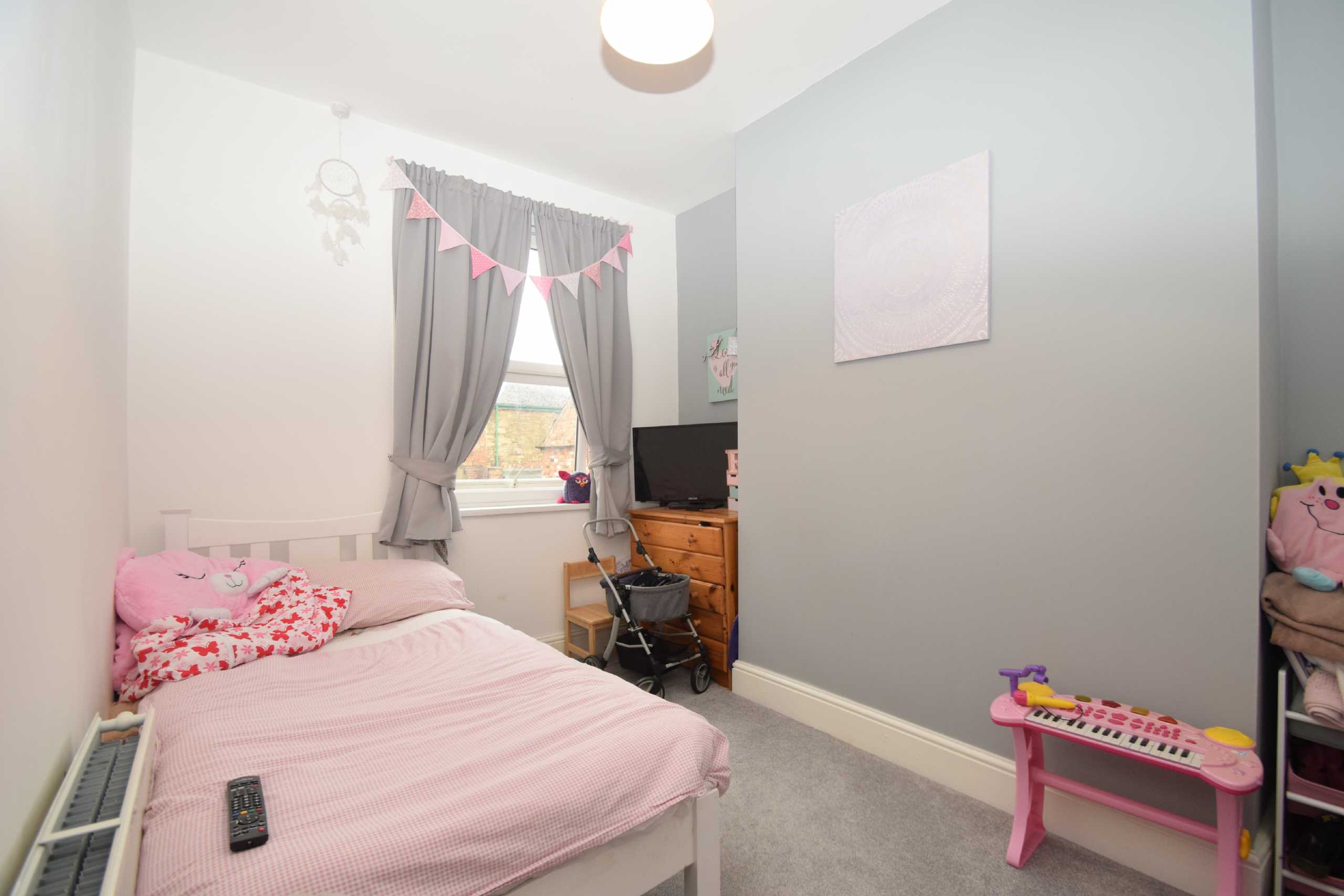 2 bed house for sale in Spring Bank, Scarborough  - Property Image 7