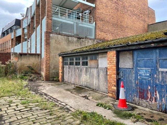 1 bed for sale in Queen Street, Old Town, YO11